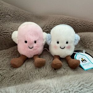 BNWT Jellycat Amuseables Toastie Pink and White Marshmallows with Earmuffs